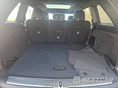2023 Jeep Grand Cherokee Overland - zdjęcie 17 z 24 - miniatura