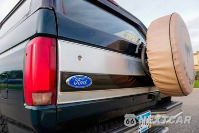 1993 Ford Bronco - zdjęcie 36 z 50 - miniatura
