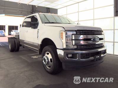2018 Ford Super Duty F-350 Lariat Crew Cab Long Bed DRW - zdjęcie 3 z 24 - miniatura