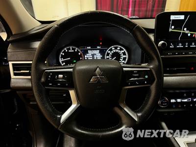 2022 Mitsubishi Outlander SEL - zdjęcie 30 z 50 - miniatura