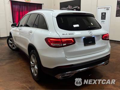 2017 Mercedes-Benz GLC 300 - zdjęcie 2 z 46 - miniatura