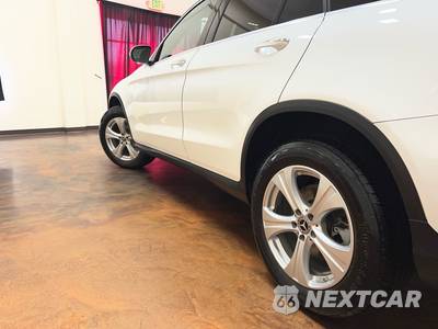 2017 Mercedes-Benz GLC 300 - zdjęcie 39 z 46 - miniatura