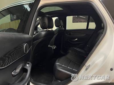 2017 Mercedes-Benz GLC 300 - zdjęcie 18 z 46 - miniatura