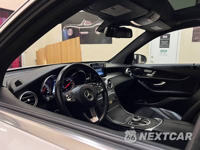 2017 Mercedes-Benz GLC 300 - zdjęcie 13 z 46 - miniatura