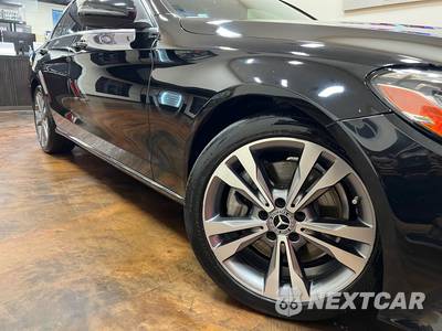 2020 Mercedes-Benz C 300 Sedan - zdjęcie 45 z 50 - miniatura