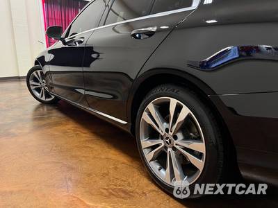 2020 Mercedes-Benz C 300 Sedan - zdjęcie 46 z 50 - miniatura