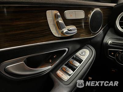 2020 Mercedes-Benz C 300 Sedan - zdjęcie 41 z 50 - miniatura