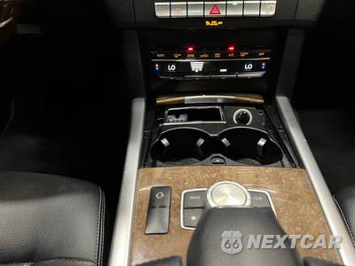 2014 Mercedes-Benz E 350 4MATIC Sedan - zdjęcie 35 z 50 - miniatura
