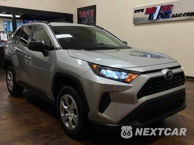2019 Toyota RAV4 LE - zdjęcie 3 z 46 - miniatura