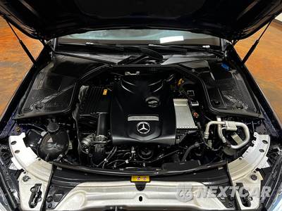 2018 Mercedes-Benz C 300 4MATIC Sedan - zdjęcie 47 z 50 - miniatura
