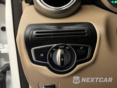 2017 Mercedes-Benz GLC 300 - zdjęcie 22 z 46 - miniatura