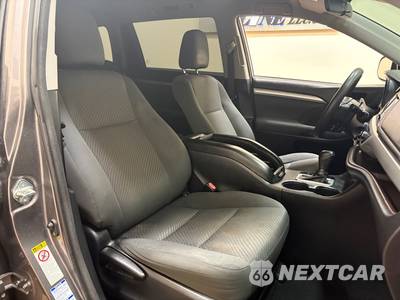 2018 Toyota Highlander LE - zdjęcie 22 z 38 - miniatura