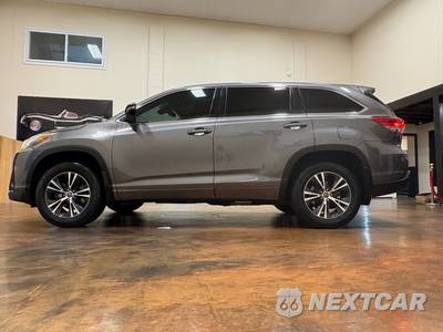 2018 Toyota Highlander LE - zdjęcie 7 z 38 - miniatura