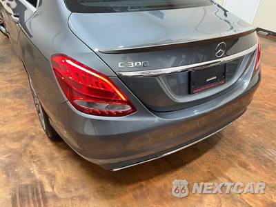 2017 Mercedes-Benz C 300 Sedan - zdjęcie 43 z 45 - miniatura