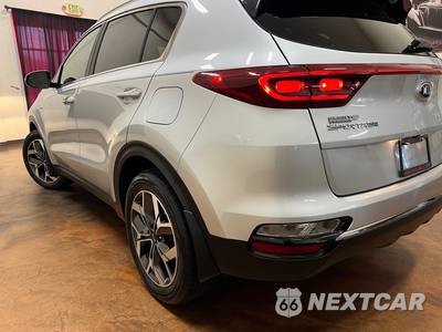 2020 Kia Sportage EX - zdjęcie 40 z 48 - miniatura