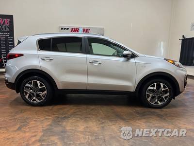 2020 Kia Sportage EX - zdjęcie 10 z 48 - miniatura