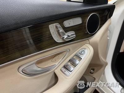 2019 Mercedes-Benz C 300 Sedan - zdjęcie 24 z 43 - miniatura
