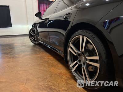 2014 Porsche Panamera 4 - zdjęcie 30 z 38 - miniatura