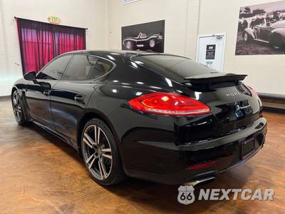 2014 Porsche Panamera 4 - zdjęcie 37 z 38 - miniatura