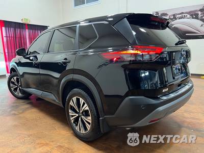 2023 Nissan Rogue SV - zdjęcie 2 z 47 - miniatura