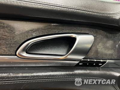 2011 Porsche Panamera 4 - zdjęcie 38 z 50 - miniatura