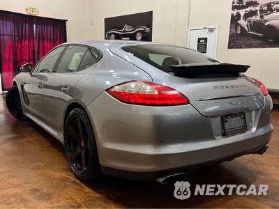 2011 Porsche Panamera 4 - zdjęcie 2 z 50 - miniatura