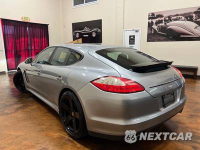 2011 Porsche Panamera 4 - zdjęcie 44 z 50 - miniatura