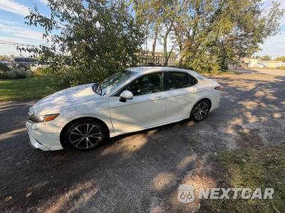 2018 Toyota Camry SE - zdjęcie 22 z 100 - miniatura