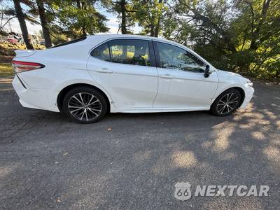 2018 Toyota Camry SE - zdjęcie 37 z 100 - miniatura