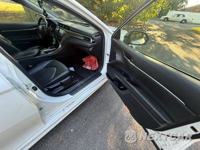 2018 Toyota Camry SE - zdjęcie 53 z 100 - miniatura