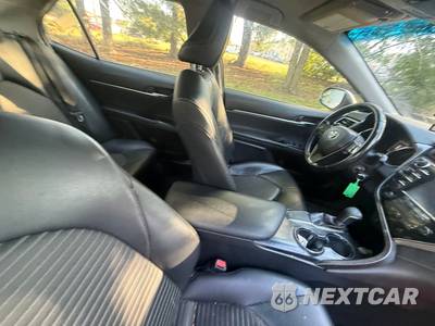 2018 Toyota Camry SE - zdjęcie 59 z 100 - miniatura