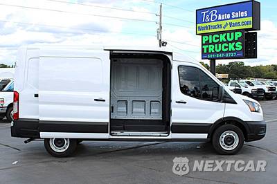 2025 Ford Transit 250 Cargo Van Medium Roof 148.0" WB - zdjęcie 8 z 55 - miniatura