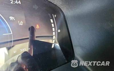 2025 Toyota Camry LE - zdjęcie 24 z 31 - miniatura