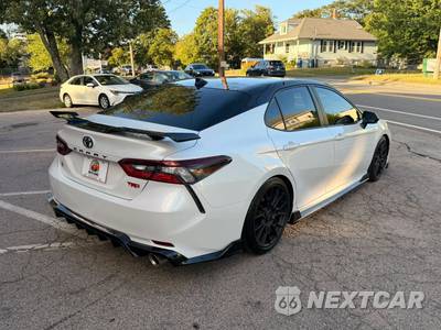 2021 Toyota Camry TRD - zdjęcie 7 z 19 - miniatura