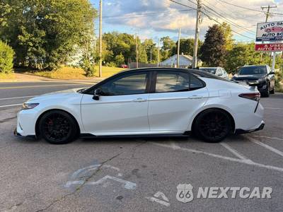 2021 Toyota Camry TRD - zdjęcie 4 z 19 - miniatura
