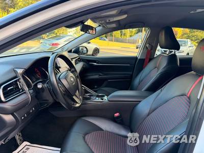 2021 Toyota Camry TRD - zdjęcie 15 z 19 - miniatura