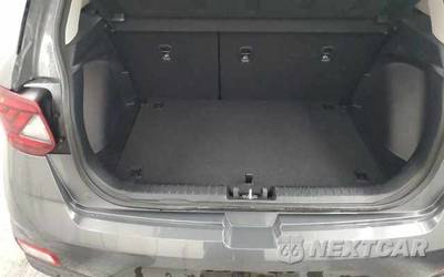 2025 Hyundai Venue SEL - zdjęcie 7 z 24 - miniatura