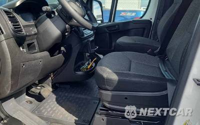 2025 Ram ProMaster 2500 Cargo Van Tradesman w/Passenger Seat Low Roof 136.0" WB - zdjęcie 11 z 27 - miniatura