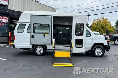 2014 Ford Super Duty E-350 Commercial Cargo Van 138.0" WB - zdjęcie 4 z 59 - miniatura