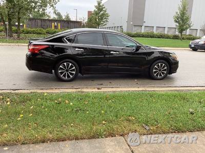 2016 Nissan Altima 2.5 SR - zdjęcie 4 z 17 - miniatura