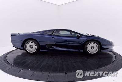 1993 Jaguar XJ220 - zdjęcie 16 z 50 - miniatura