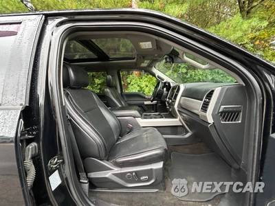 2018 Ford Super Duty F-350 Lariat Crew Cab Medium Bed - zdjęcie 10 z 40 - miniatura