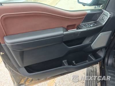 2023 Ford F-150 LARIAT Crew Cab Short Bed - zdjęcie 9 z 24 - miniatura