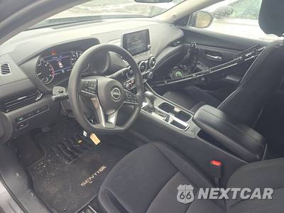 2025 Nissan Sentra SV - zdjęcie 11 z 17 - miniatura