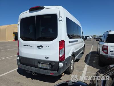 2026 Ford Transit Passenger Van XLT Medium Roof 148.0" WB - zdjęcie 4 z 26 - miniatura