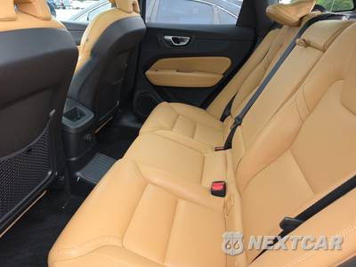 2024 Volvo XC60 Recharge Plug-In Hybrid T8 Ultimate Dark Theme - zdjęcie 13 z 20 - miniatura