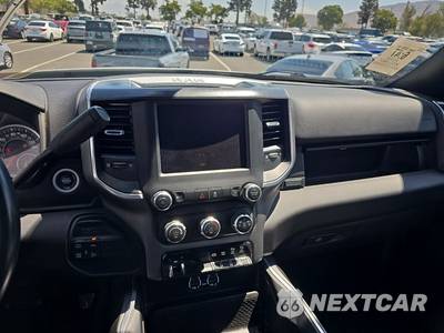 2024 Ram 2500 Big Horn Crew Cab Medium Bed - zdjęcie 11 z 38 - miniatura