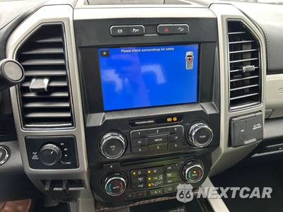 2018 Ford Super Duty F-350 Lariat Crew Cab Medium Bed - zdjęcie 24 z 40 - miniatura