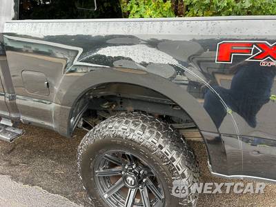 2018 Ford Super Duty F-350 Lariat Crew Cab Medium Bed - zdjęcie 35 z 40 - miniatura