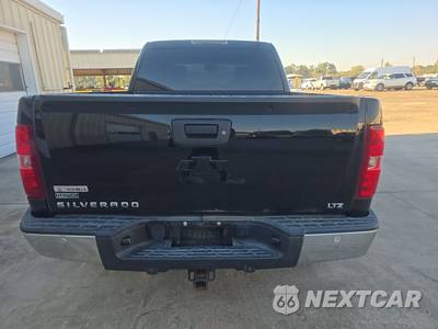 2010 Chevrolet Silverado 1500 LTZ Crew Cab Short Bed 1LZ - zdjęcie 5 z 25 - miniatura